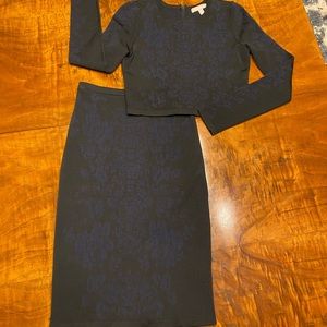 Banana Republic Long Sleeve Knit Crop Top and Matching Knit Pencil Skirt EUC!